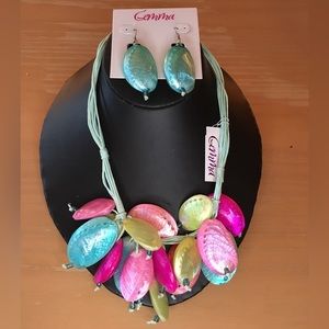 10” Handmade Natural Shell Necklace & Earrings Set